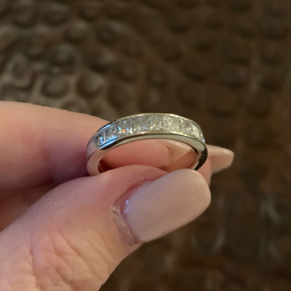Zales Wedding/Anniversary Band - Like new!